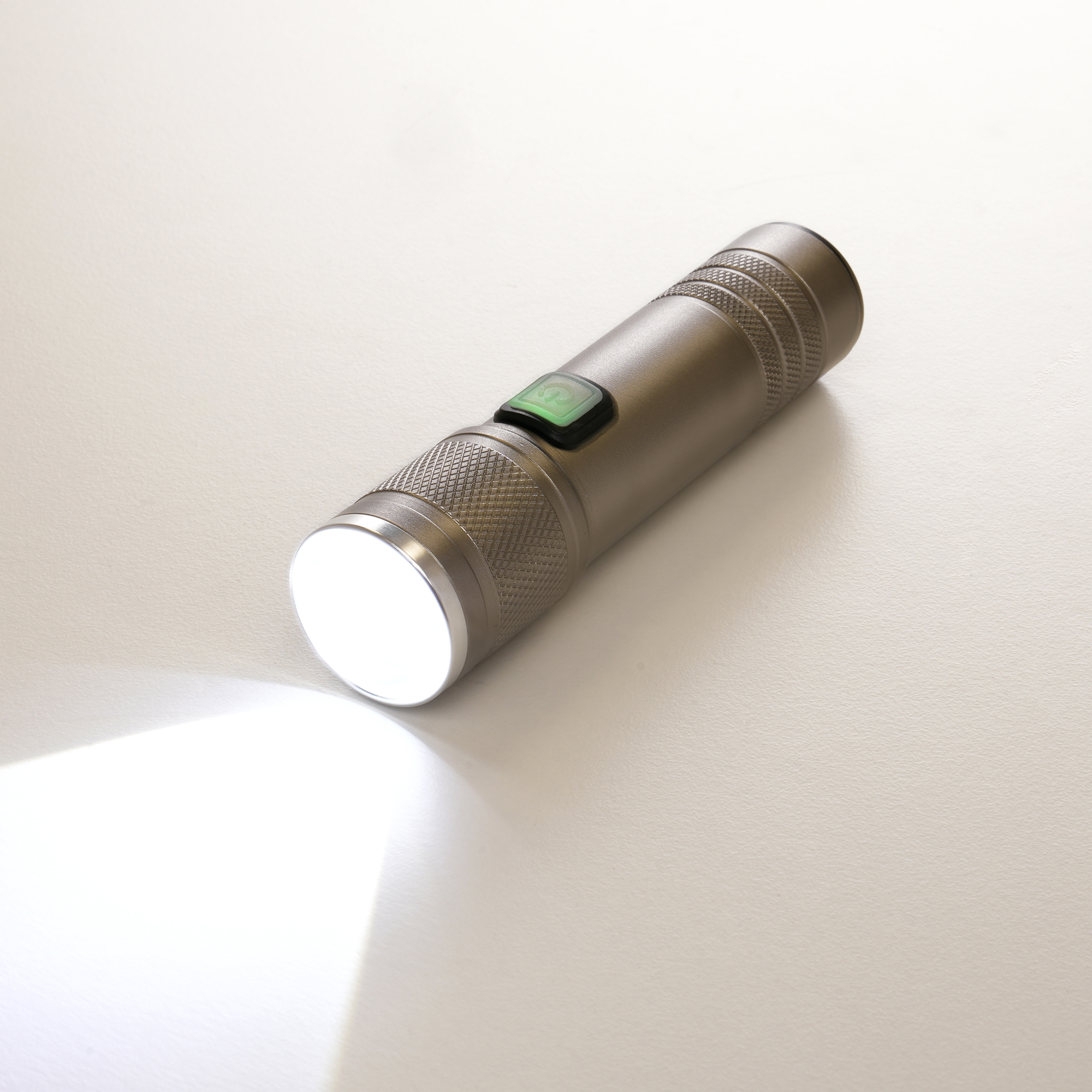 Picture of Hawthorn Rechargeable Torch
